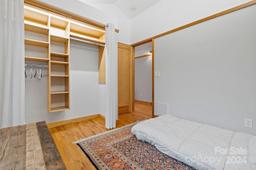 listing-thumbnails