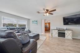 listing-thumbnails