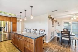 listing-thumbnails
