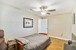 listing-thumbnails