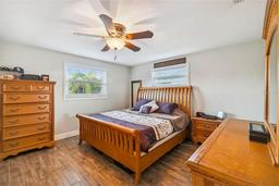 listing-thumbnails