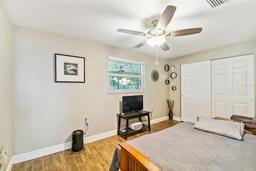 listing-thumbnails