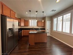 listing-thumbnails