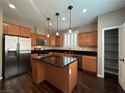 listing-thumbnails