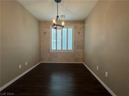 listing-thumbnails