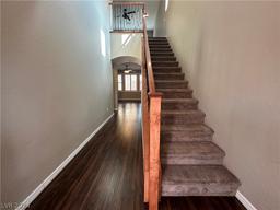 listing-thumbnails