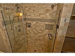 listing-thumbnails