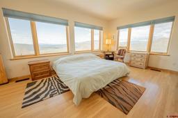 listing-thumbnails