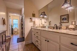 listing-thumbnails