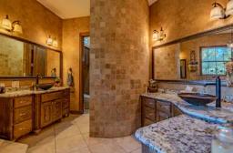 listing-thumbnails
