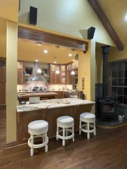 listing-thumbnails