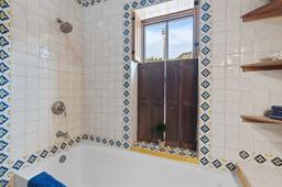 listing-thumbnails