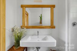 listing-thumbnails