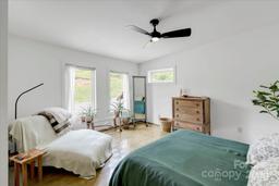 listing-thumbnails