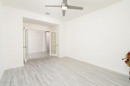 listing-thumbnails