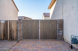 listing-thumbnails