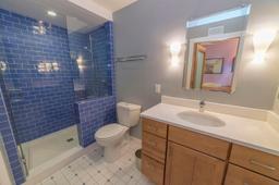 listing-thumbnails