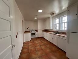listing-thumbnails