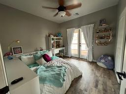 listing-thumbnails