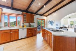 listing-thumbnails