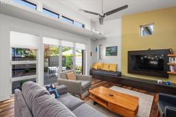 listing-thumbnails