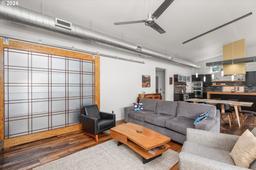 listing-thumbnails