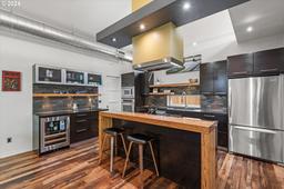 listing-thumbnails