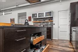 listing-thumbnails