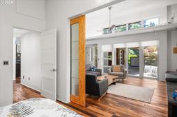 listing-thumbnails