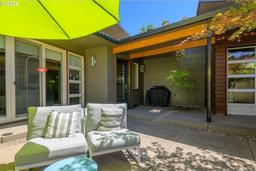 listing-thumbnails
