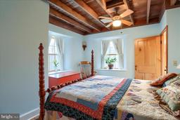 listing-thumbnails