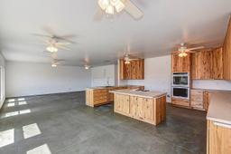 listing-thumbnails