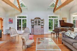 listing-thumbnails