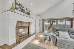 listing-thumbnails