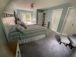listing-thumbnails