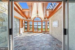 listing-thumbnails