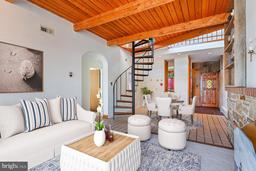 listing-thumbnails