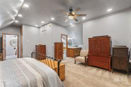 listing-thumbnails
