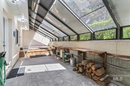listing-thumbnails