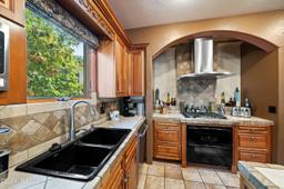 listing-thumbnails