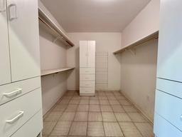 listing-thumbnails
