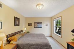 listing-thumbnails