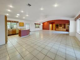 listing-thumbnails