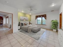 listing-thumbnails