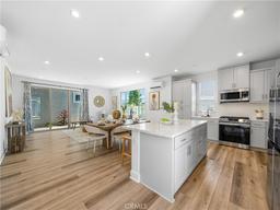 listing-thumbnails