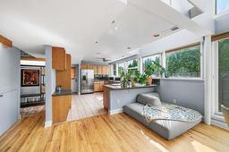 listing-thumbnails