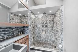 listing-thumbnails
