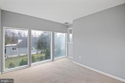 listing-thumbnails
