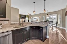 listing-thumbnails