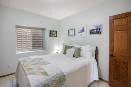 listing-thumbnails